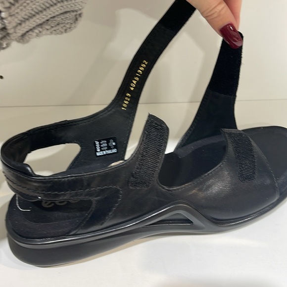 ECCO Wave Sandal - Picture 6 of 7